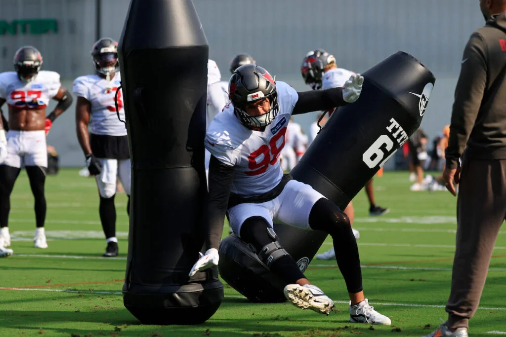 Bucs Defensive Studs And Duds: 8/25 4 Bucs Olb Anthony Nelson - Photo By: - Photo By: Imagn Images Via Reuters Connect