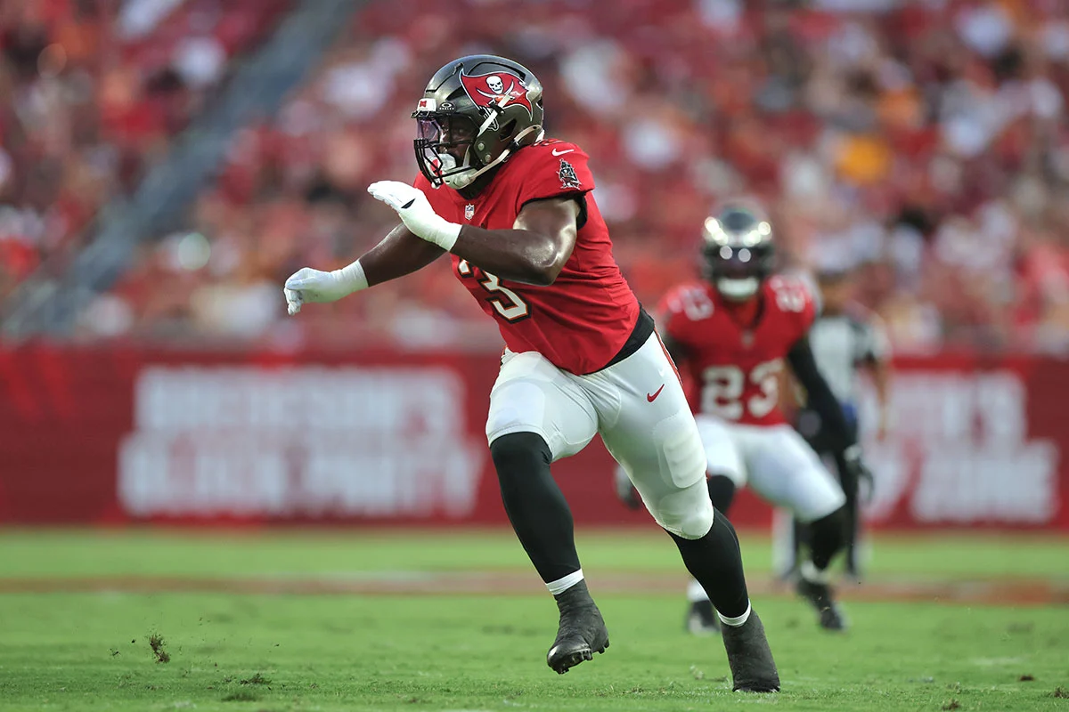 Bucs Olb Rueben Bain Jr.
