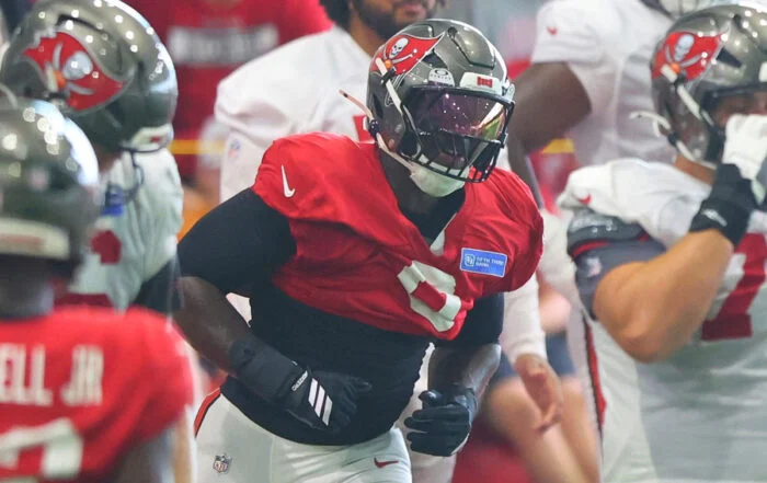 Bucs Olb Rueben Bain Jr.