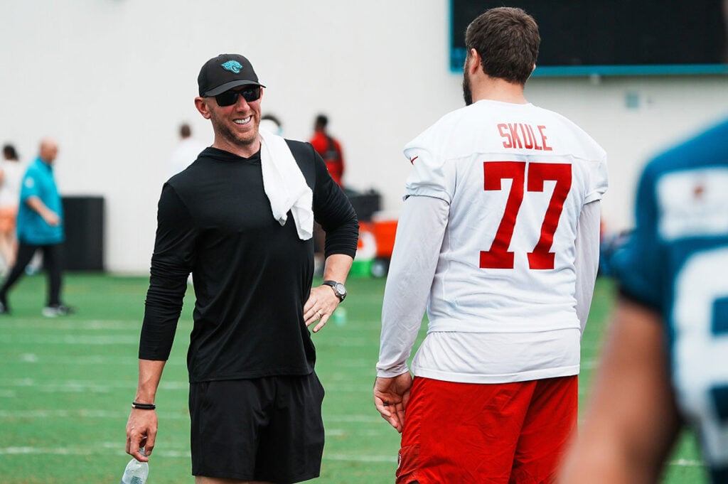 Bucs-Jaguars Week Saw Reunions Galore 4 Jaguars Hc Liam Coen And Bucs Ot Justin Skule