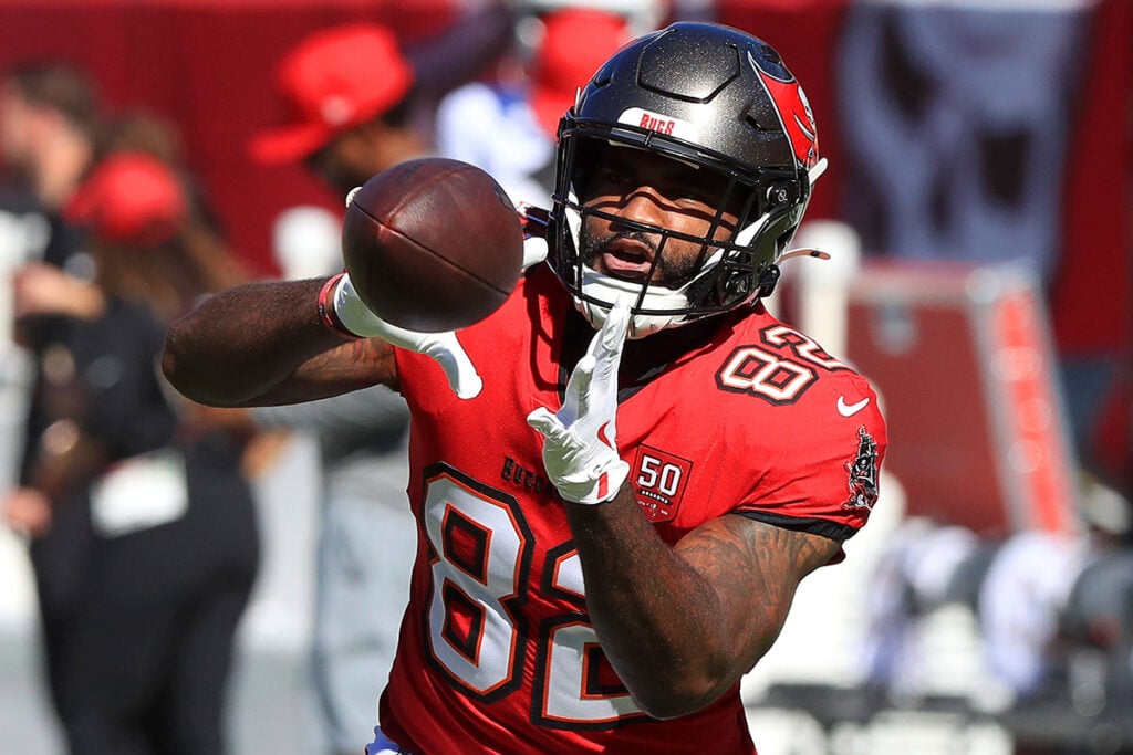 Bucs Injury Update: Rueben Bain Jr., Emeka Egbuka, Jalen Mcmillan 5 Bucs Te Devin Culp