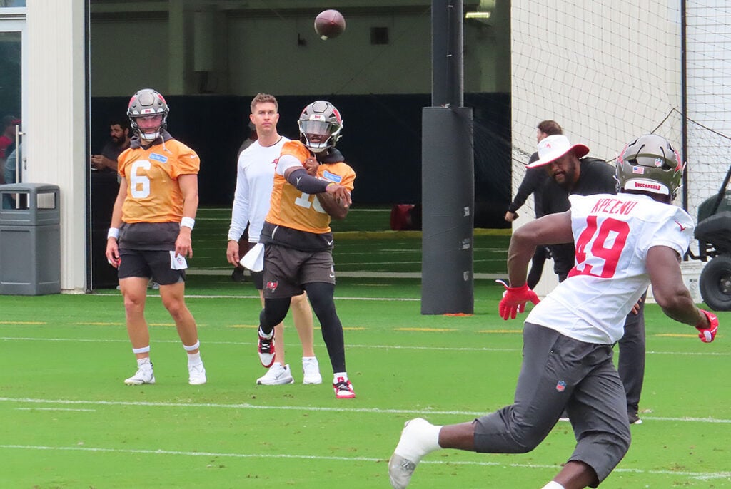 Bucs Camp Insider 8-26: Last Day Of School Vibes 5 Bucs Qbs Baker Mayfield And Jalon Daniels, Qbs Coach Chandler Whitmer And Qb Jalon Daniels And Rb Barika Kpeenu