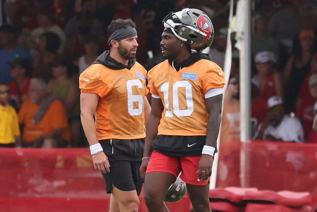 Jalon Daniels Camp Diary: Bucs Ready To Go Make Plays In Ny 3 Bucs Qbs Jalon Daniels And Baker Mayfield