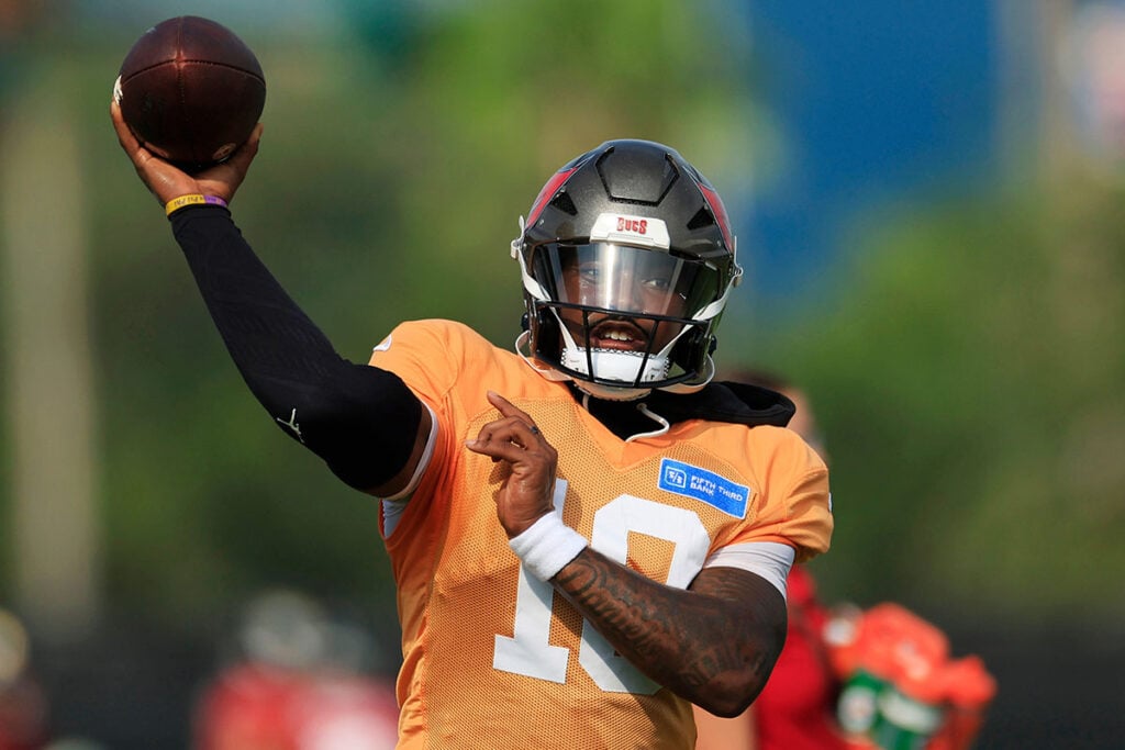 Bucs Qb Jalon Daniels