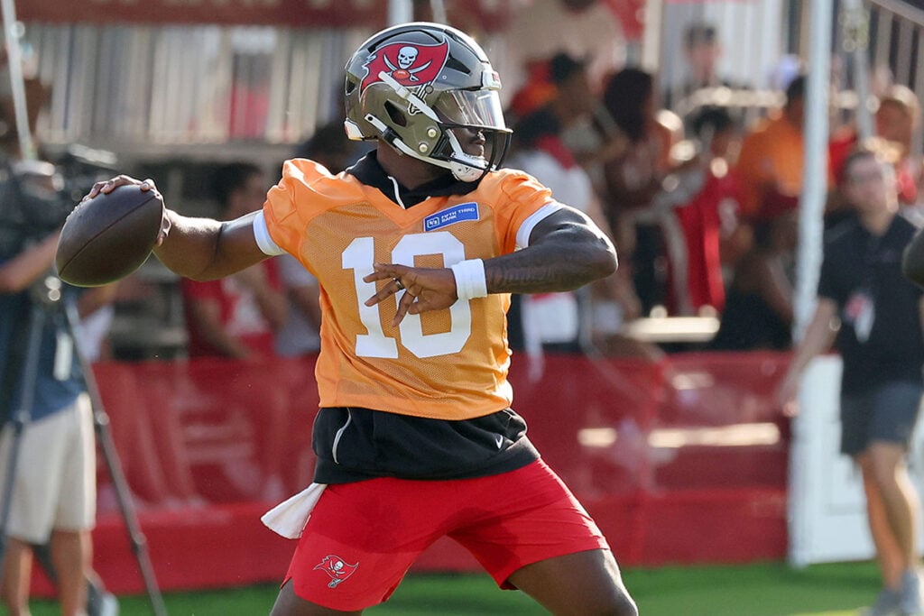 Pewter Report Podcast: Bucs Offense Strikes Back On Sunday! 6 Bucs Qb Jalon Daniels