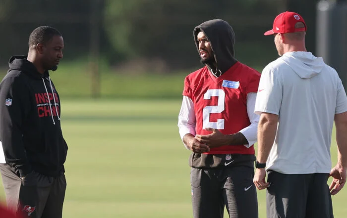Bucs Wrs Coach Bryan Mcclendon And Wr Emeka Egbuka
