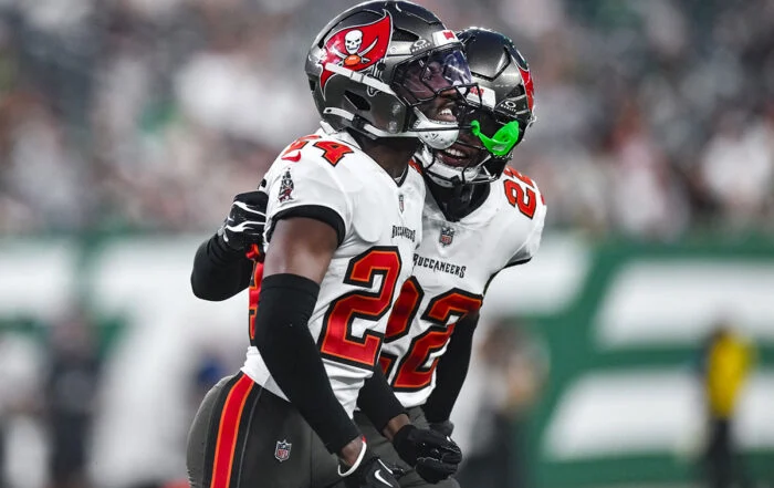 Bucs Cbs Ayden Garnes And Keionte Scott