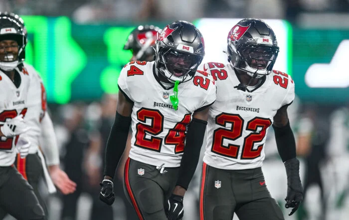 Bucs Cbs Ayden Garnes And Keionte Scott