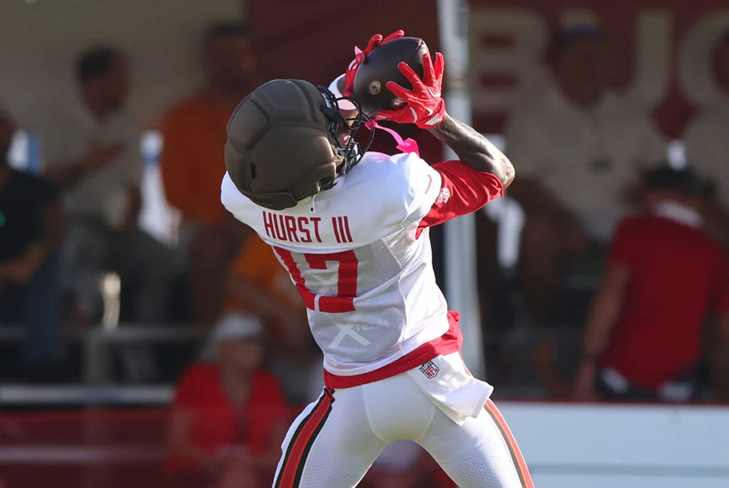 Bucs Camp Studs And Duds: 8/7 6 Bucs Wr Ted Hurst