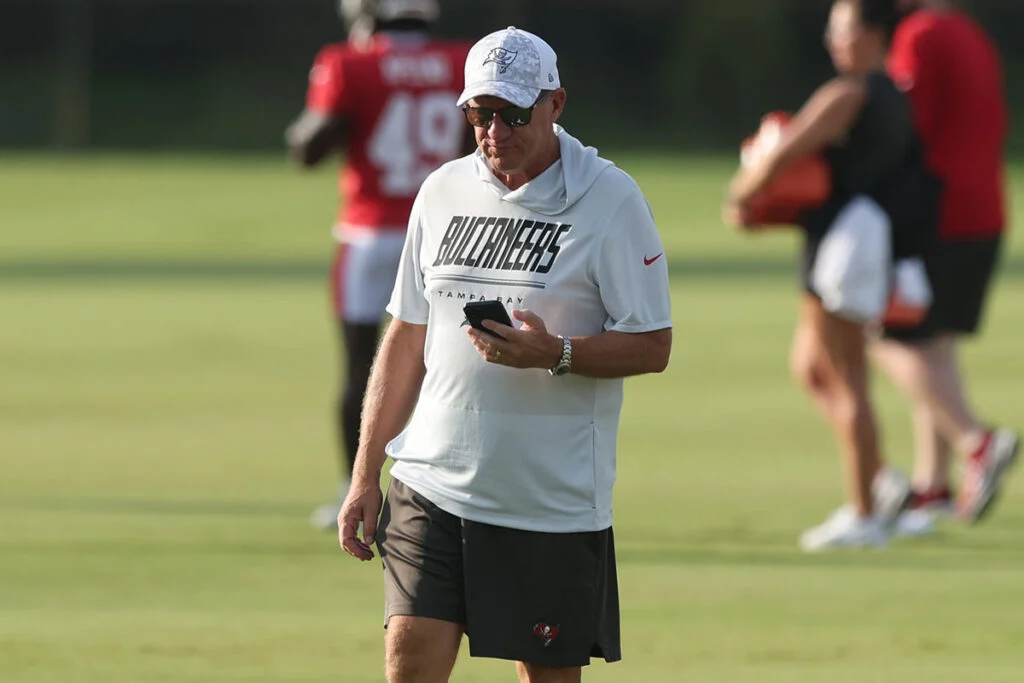 Bucs Sign Another Wr Ahead Of Preseason Finale 4 Bucs Gm Jason Licht