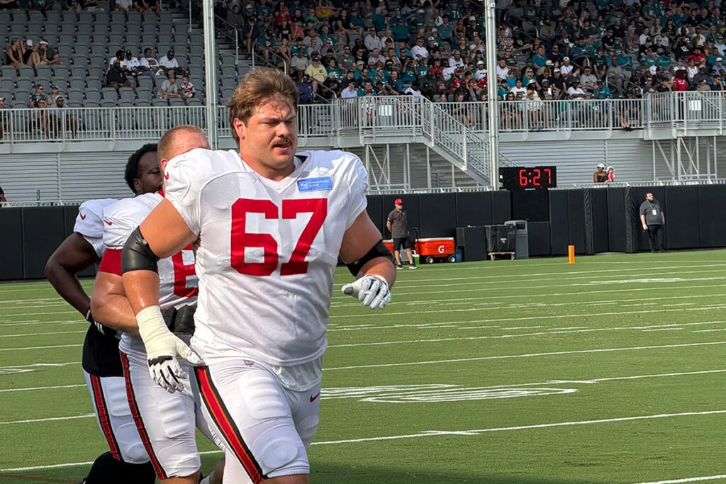 Bucs Offensive Studs And Duds: 8/25 5 Bucs Rt Luke Goedeke