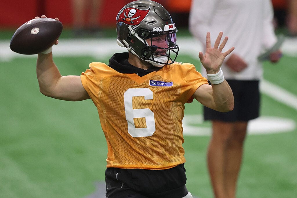 Bucs Camp Insider 8-2: Defense Dominates The Day With Sacks, Ints 3 Bucs Qb Baker Mayfield