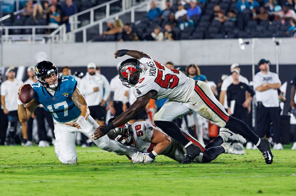 Bucs Cb Had Knee Surgery, May Go On Ir 5 Bucs Olbs Jack Pyburn And Yasir Holmes