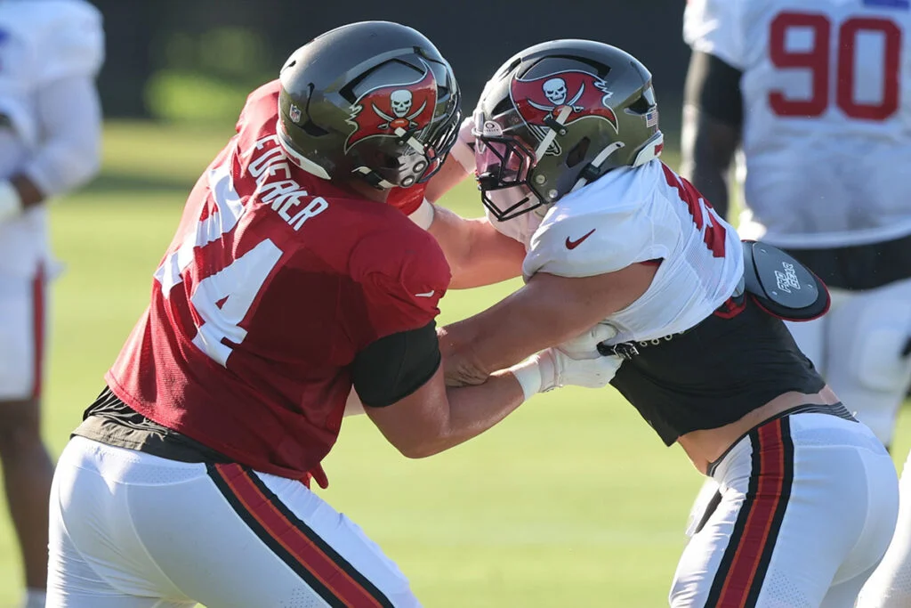Bucs Ot Luke Foerner And Olb Jack Pyburn