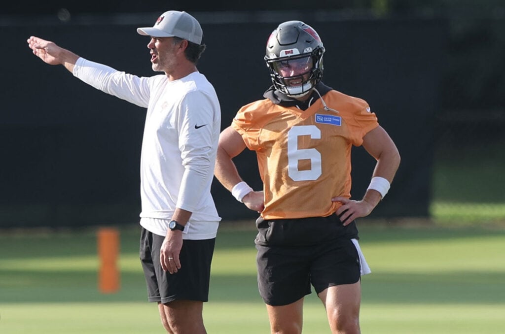 Bucs Oc Zac Robinson And Qb Baker Mayfield