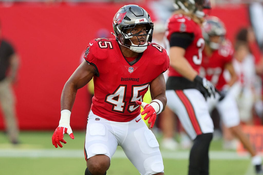 Pewter Pulse: Bucs Defense Is Playing With An Asshole Mentality 4 Bucs Ilb Josiah Trotter