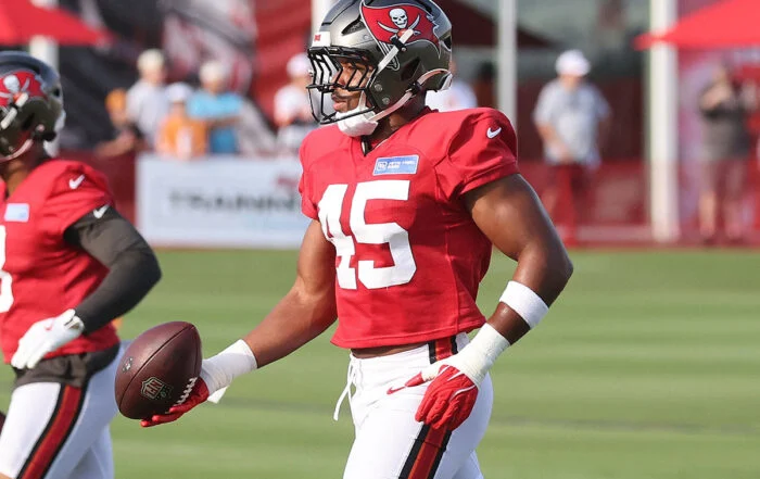 Bucs Ilb Josiah Trotter