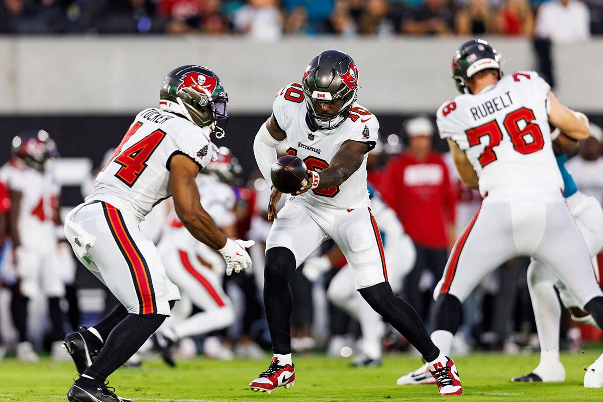 Tucker-Sean-Jalon-Daniels-Bucs-Jaguars-Hanfodd Bucs Rb Sean Tucker And Qb Jalon Daniels