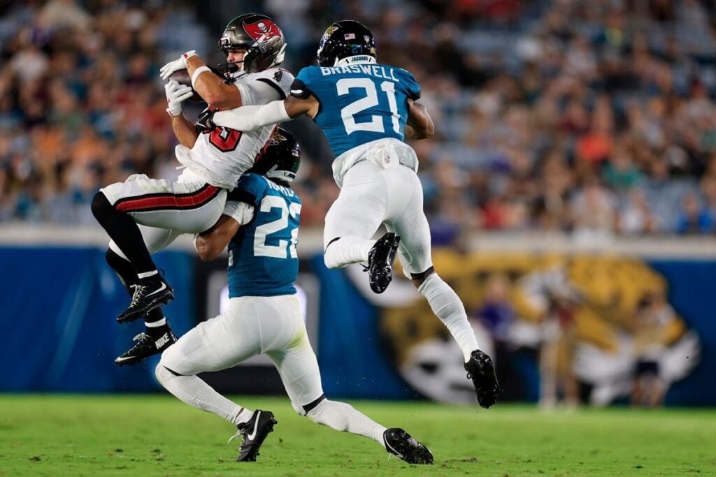 Bucs Offense Goes Nowhere In 19-0 Preseason-Closing Loss To Jaguars 4 Bucs Wr Garrett Greene