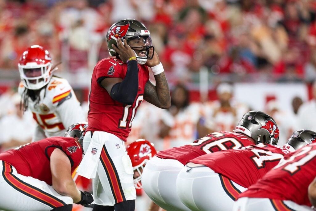 Bucs Qb Jalon Daniels