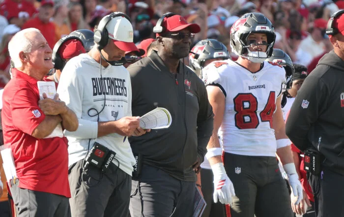 Bucs Oc Zac Robinson And Hc Todd Bowles