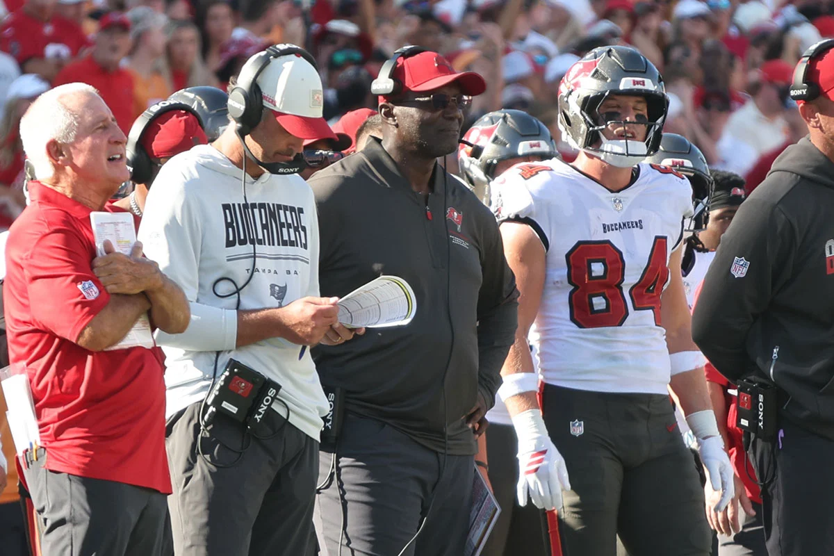 Bucs Oc Zac Robinson And Hc Todd Bowles