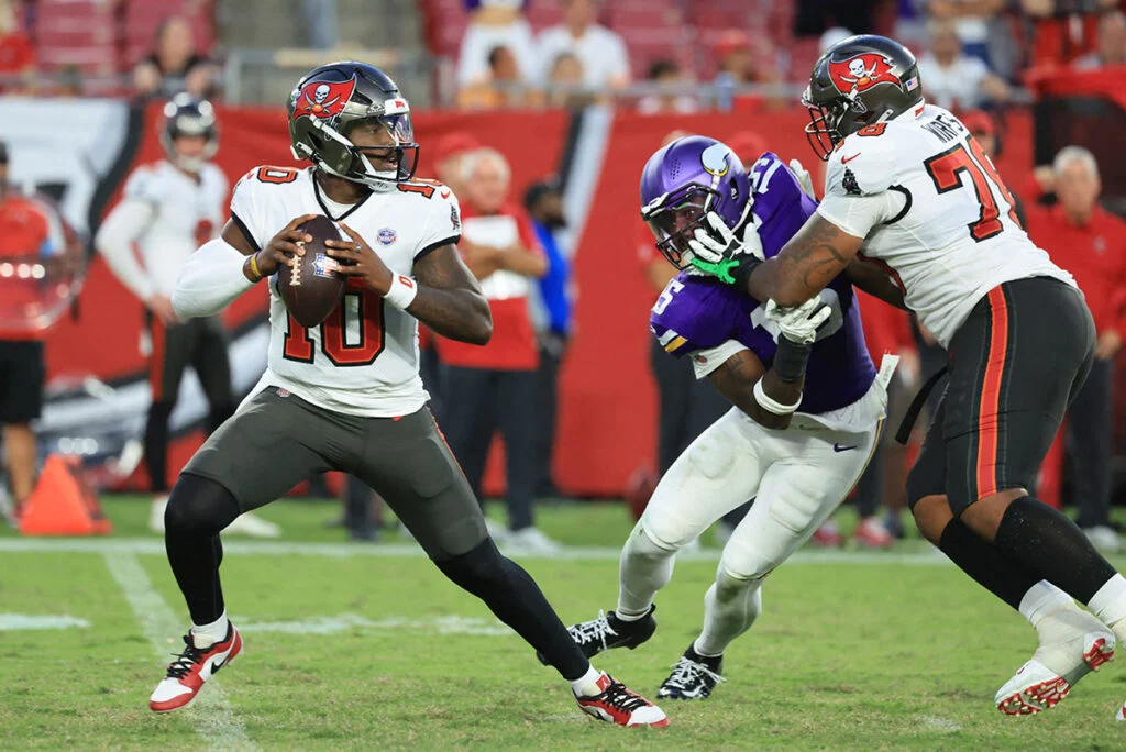 2-Pt Conversion: 0-3 Bucs, Baker Mayfield Get A Thumbs Down 6 Bucs Qb Jalon Daniels