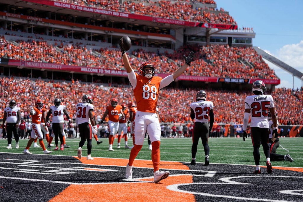Bucs Blunders Create 21-3 Deficit, Prove Costly In 33-27 Loss To Bengals 3 Bengals Te Mike Geisicki