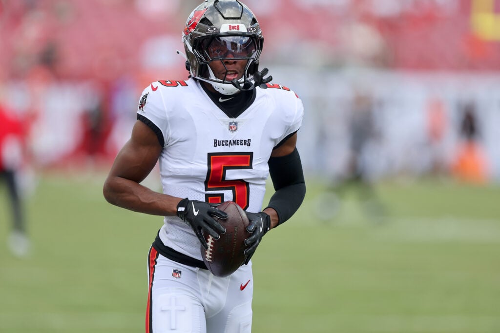 Bucs Sign Safety To 1-Year Deal 2 Bucs S Ifeatu Melifonwu - Photo By: Cliff Welch P/R