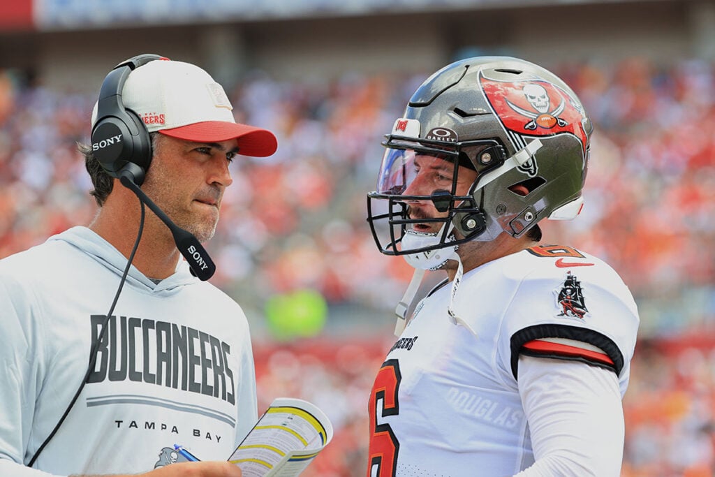 Bucs Oc Zac Robinson And Qb Baker Mayfield