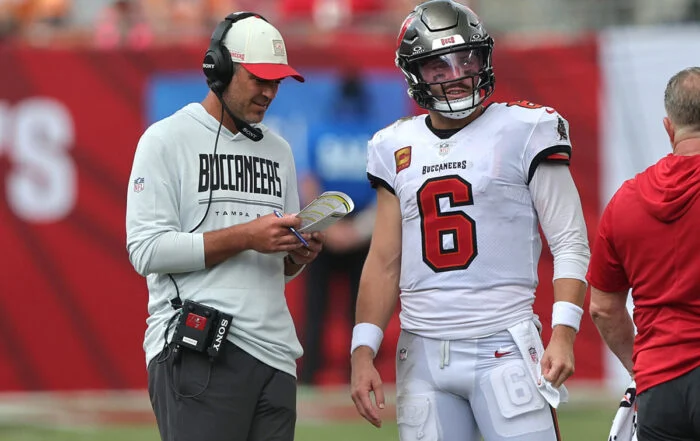Bucs Oc Zac Robinson And Qb Baker Mayfield