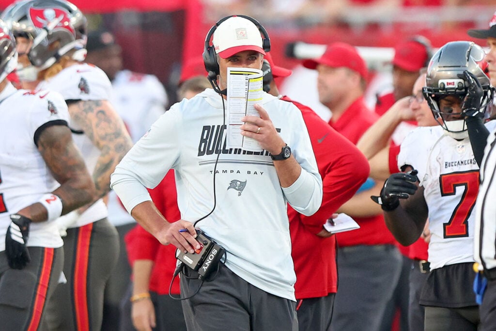 Bucs Vs. Packers: Sr'S Pick-6 Preview 2 Bucs Oc Zac Robinson
