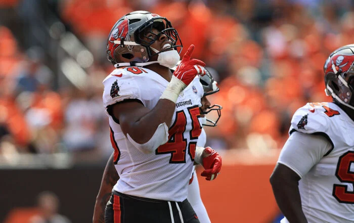 Bucs Ilb Josiah Trotter