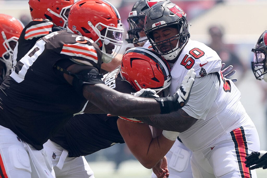 Pr Roundtable: Which Bucs Player Must Improve In Week 3? 8 Bucs Dt Vita Vea