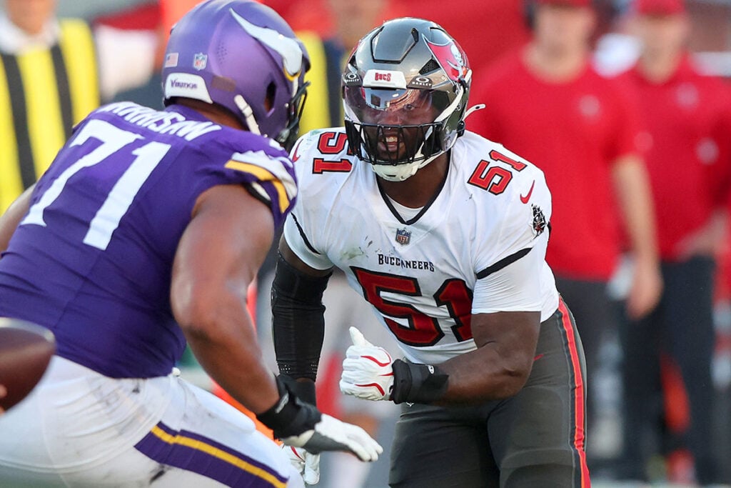 Bucs Olb David Wallker