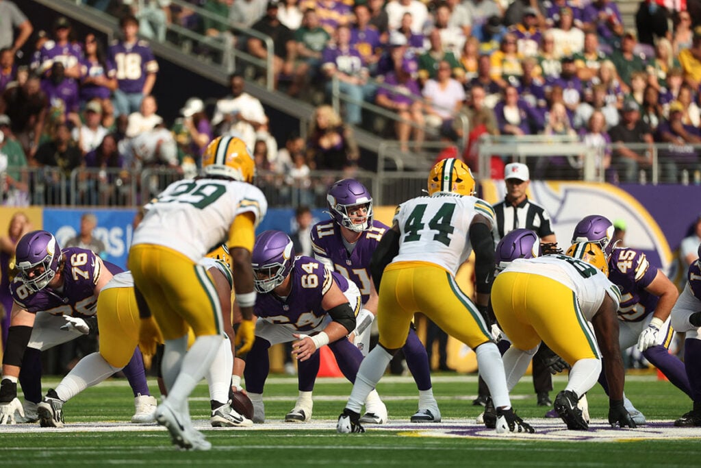 The Dirty Dozen: Bucs Or Browns Get A Get-Well Game? 3 Vikings Qb Carson Wentz