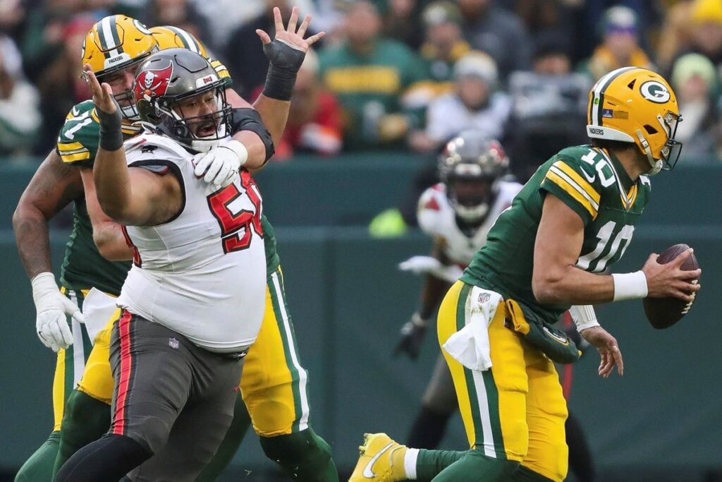 Pewter Report Podcast: Bucs Vs. Packers Preview 7 Bucs Nt Vita Vea And Packers Qb Jordan Love