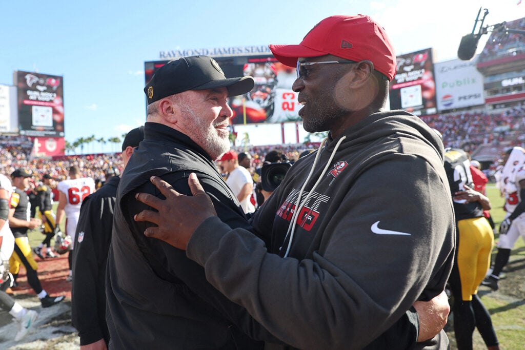 Bucs Face A Fork In The Road With 1St Division Matchup 4 Steelers Hc Mike Mccarthy And Bucs Hc Todd Bowles