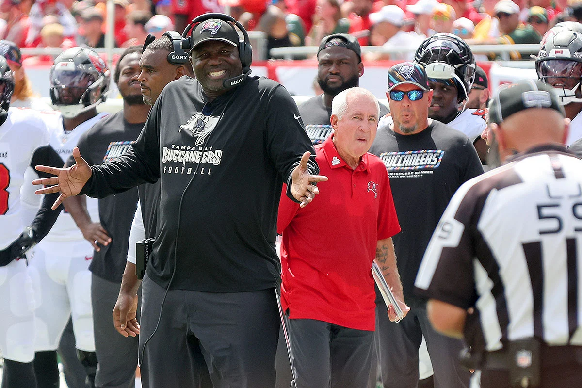 Bowles-Todd-Bucs-Packers-Cringe Bucs Hc Todd Bowles