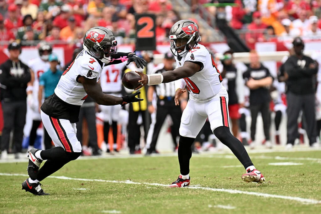 Bucs Vs. Packers: Most Disappointing In Week 4 2 Bucs Qb Jalon Daniels And Rb Bucky Irving