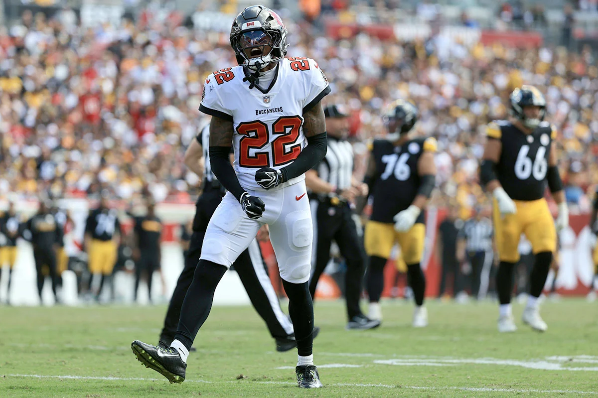 Scott-Keionte-Bucs-Steelers-Celebrate Bucs Cb Keionte Scott