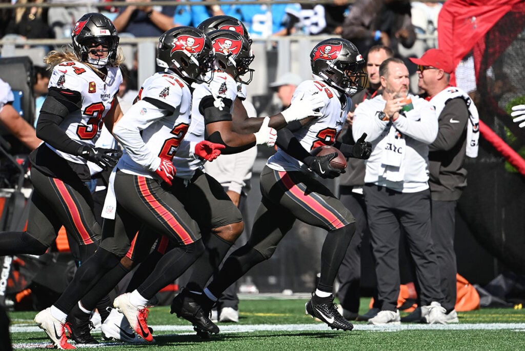Week 7 Snap Count Analysis: Bucs At Panthers 10 Bucs S Tykee Smith And The Tampa Bay Defense