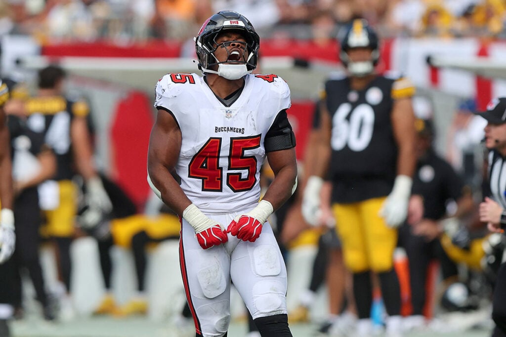 Pewter Report Podcast: Bucs Now In Must-Win Mode 3 Bucs Ilb Josiah Trotter