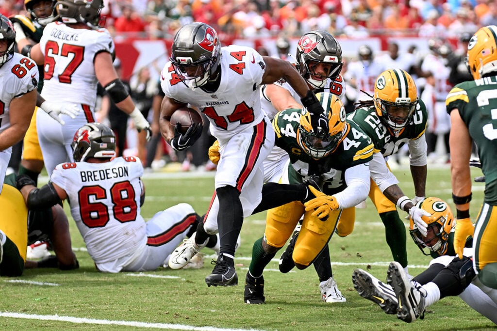 Bucs' Ship Continues To Sink With 17-14 Loss To Packers 3 Bucs Rb Sean Tucker