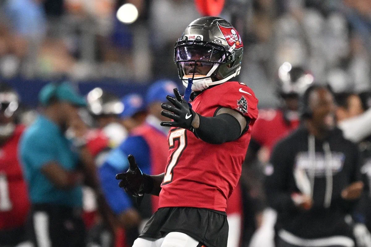 Bucky-Irving-Cowboys-First-Down-Celly Bucs Rb Bucky Irving