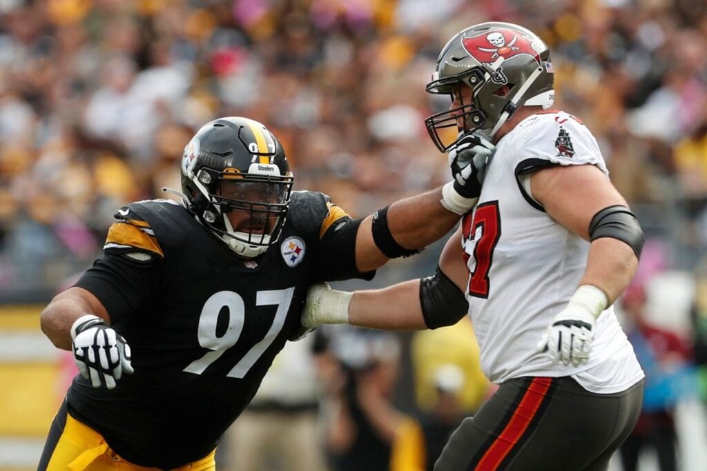 Bucs Vs. Steelers: Sr'S Pick-6 Preview 9 Steelers Dl Cameron Heyward And Bucs Ol Luke Goedeke