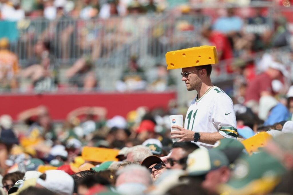 The Bucs’ 0-3 Homestand Was Disastrous 4 Packers Fan Raymond James Stadium